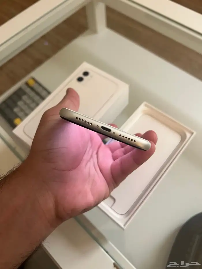 iPhone 11 256gb ايفون 3