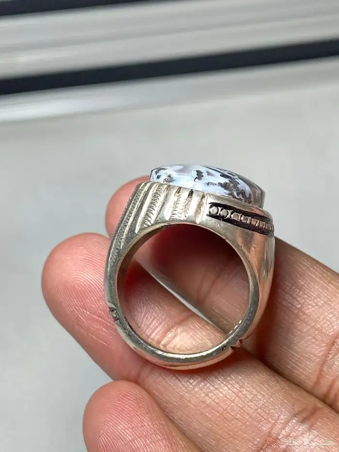 خاتم عقيق يماني مسماري صياغة بحرينية 3