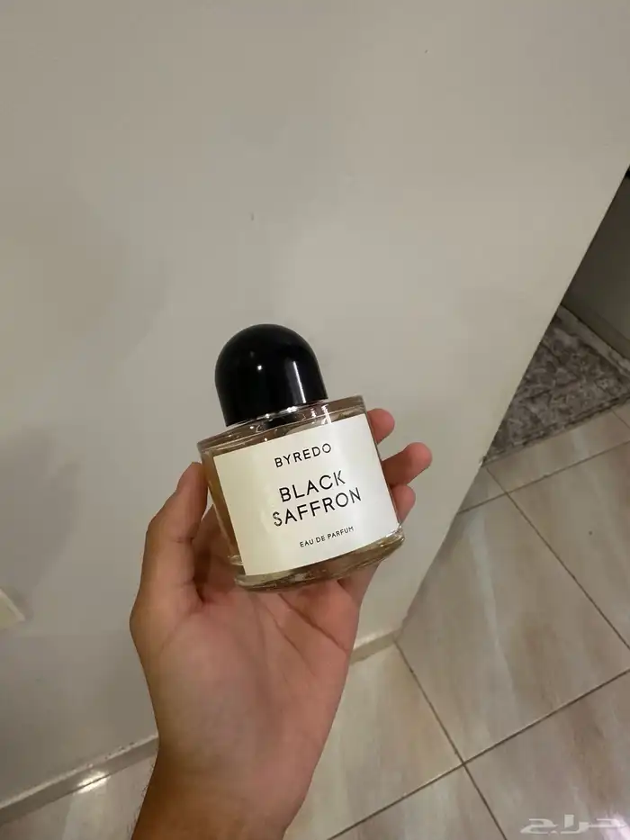 عطر بايريدو بلاك سافرون 0