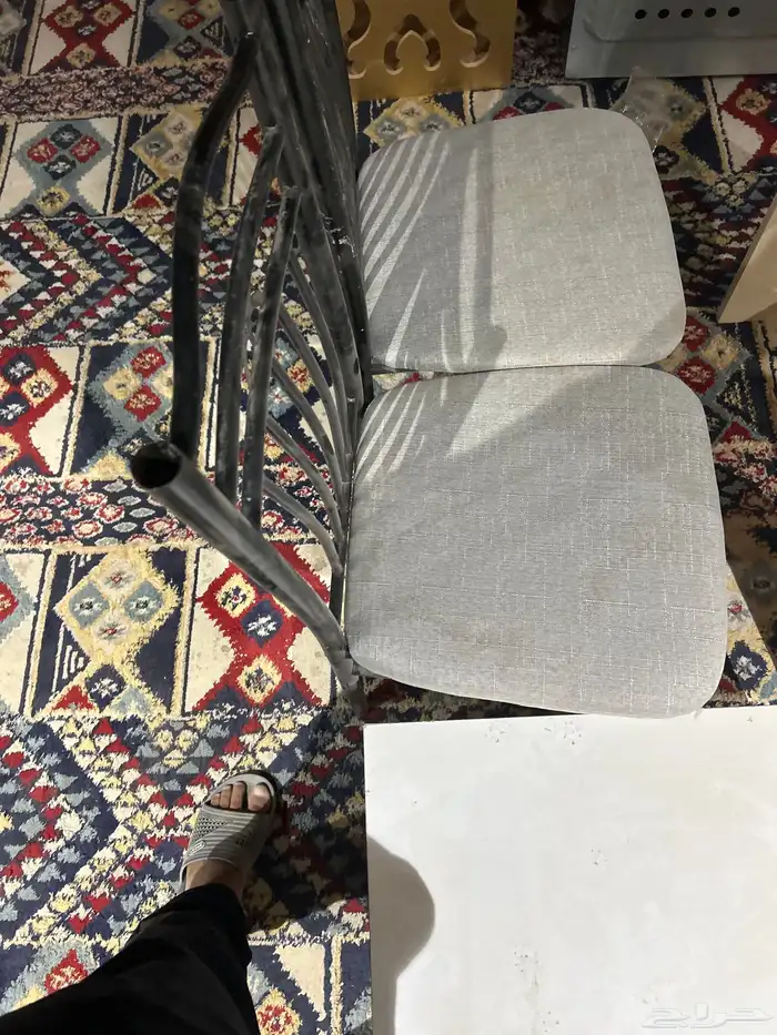 اثاث للبيع واسكرترات كهرب وفرشات وسرير ودولاب 4