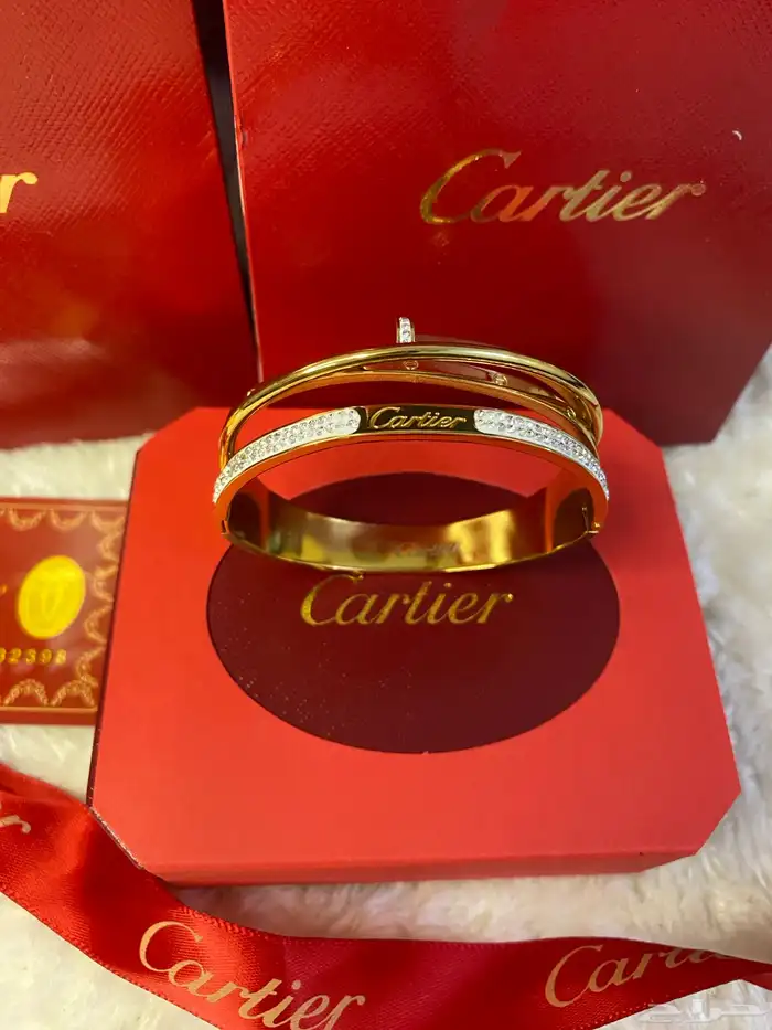 سلاسل وأساور كارتير درجه اولى 28