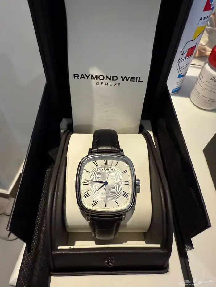 للبيع ساعة روميند ويل raymond weil 1