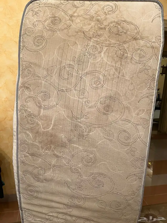 مرتبة سميكة مقاس نفر واحد 200x90 (هابطة من جهة) 2
