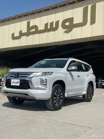 للبيع ميتسوبيشي مونتيرو 2023 ديزل فل كامل index