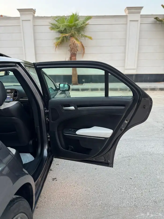 كرايسلر 2018 C300 19