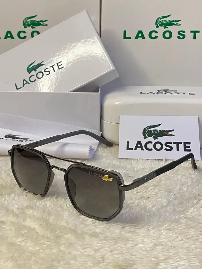 عرض خاص نظارات ماركات مع الملحقات ب95 19