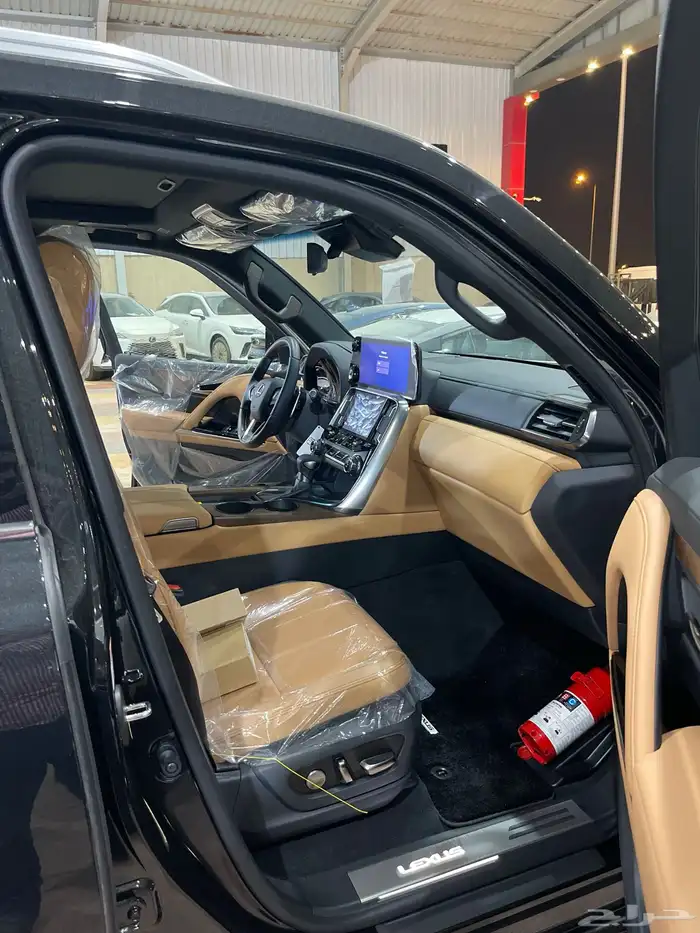 لكزس LX600 BB 2025 ( وارد الخليج الساير ) 10