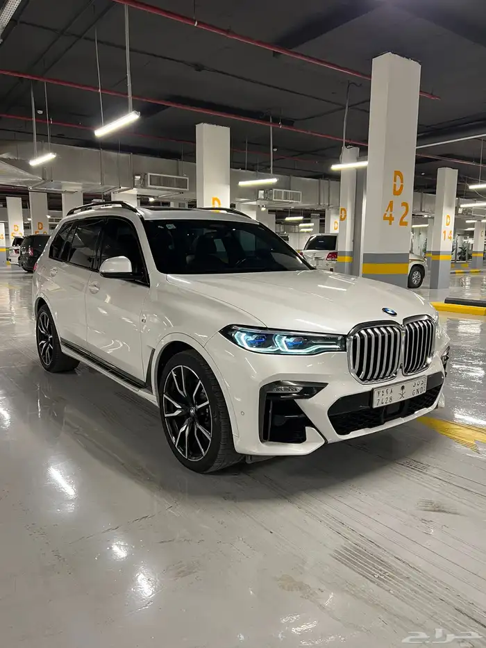 BMW X7 M kit 1