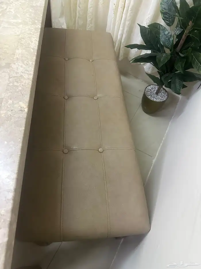 طاولة طعام 1
