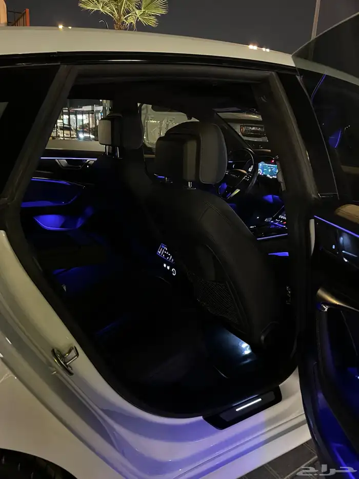 اودي 2019 A7 S line Prestige - كت S7 كاربون 8