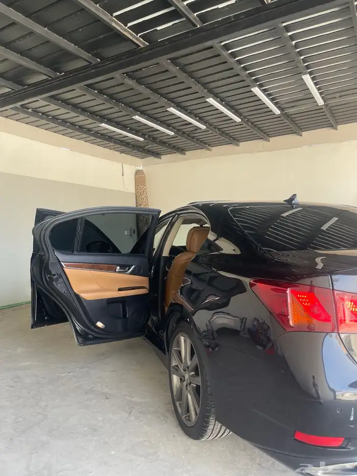 لكزس GS350 فل كامل سعودي 7