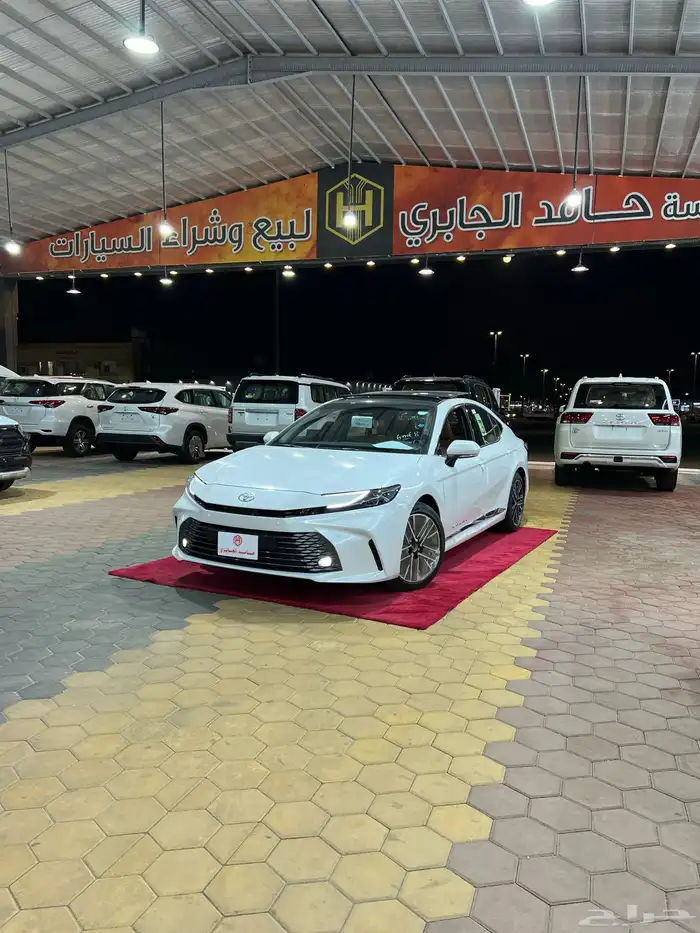 تويوتا   كامري جراندي بنزين 2025 جديد سعودي 155.250شامل 0