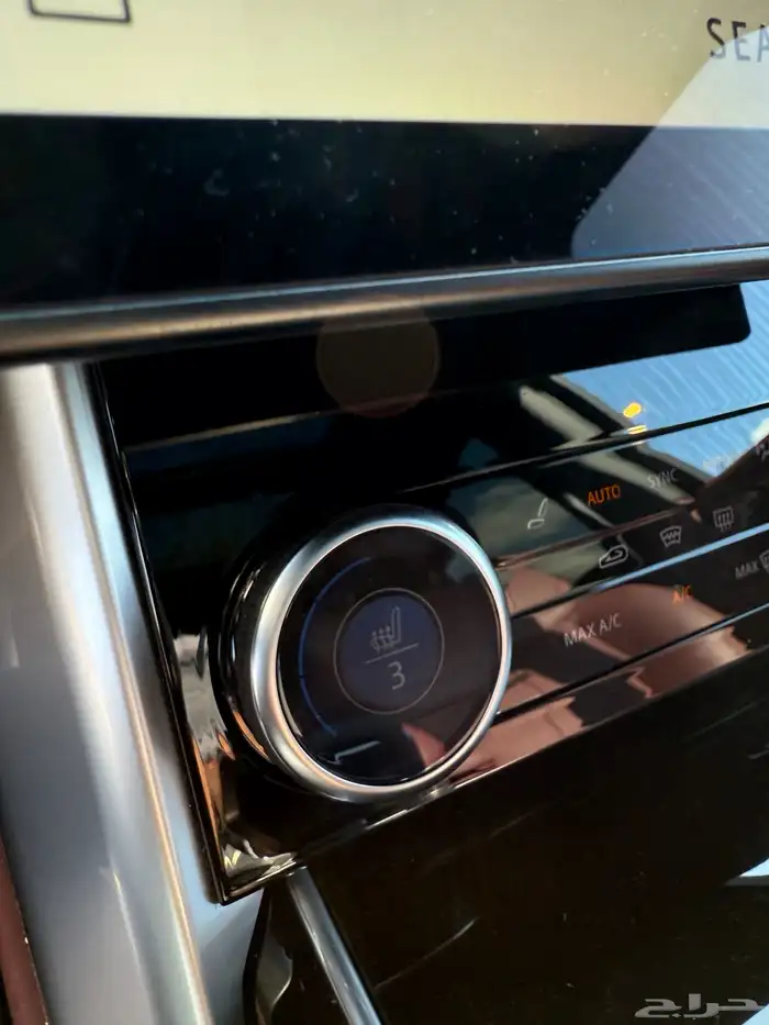 للبيع رانج روفر فوج موديل 2023 - V8 بسعر خرافي وارد كندا 13