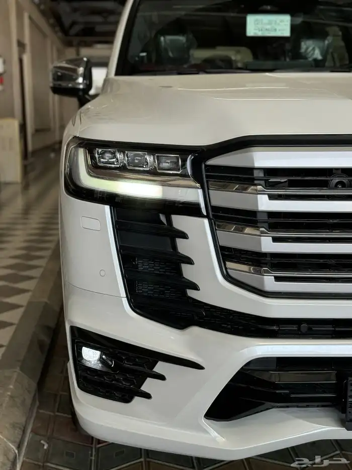 لاندكروزر VXR فل كامل 2025 16