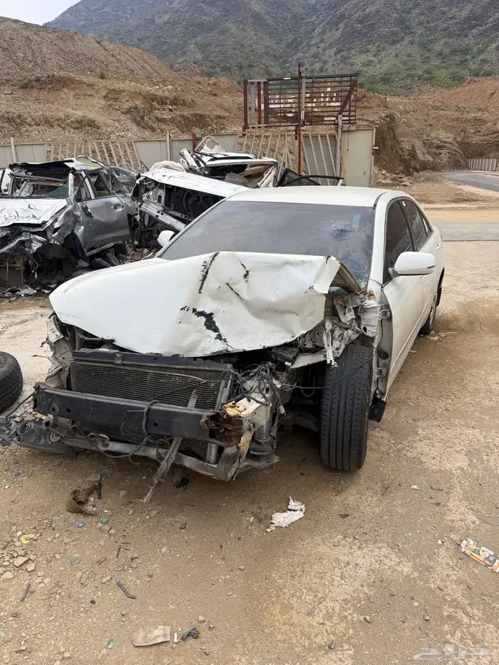 كامري 2010تشليح قطع 3