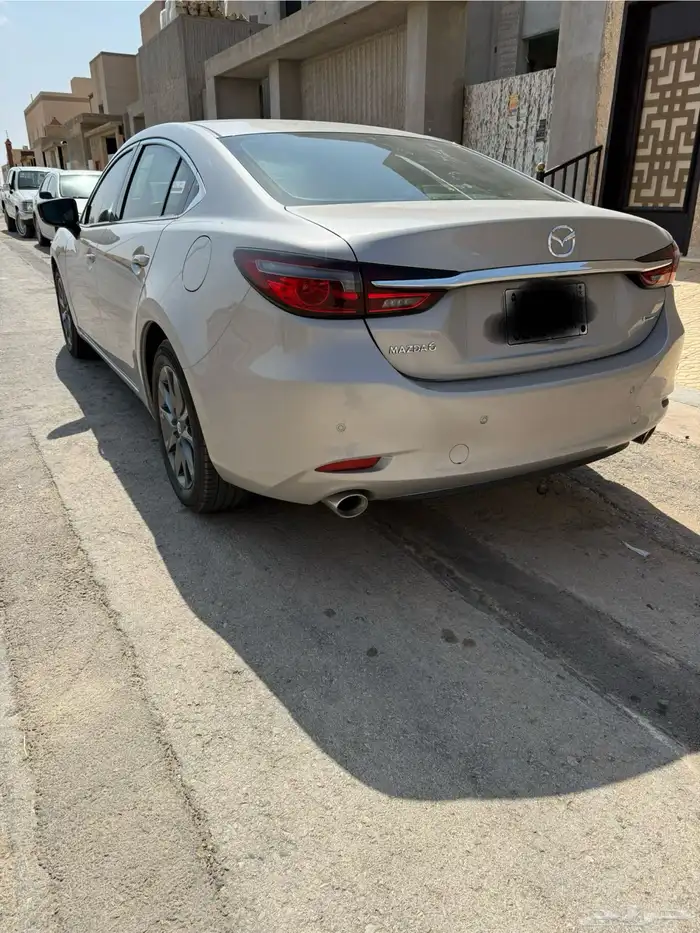 للبيع مازدا 2025 نص الفل سيدان 6 2