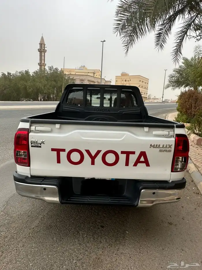 هايلوكس 2016 نظيف 5