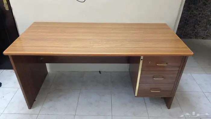 تسريحه بحاله ممتازه ومكتب دراسه بحاله ممتازه 0