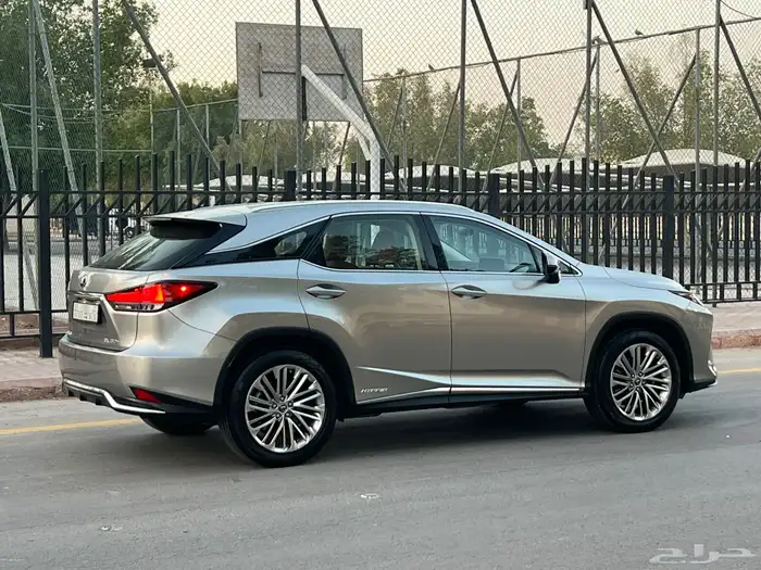 لكزس RX 450h موديل 2021 ( بحالة الوكالة ) 33