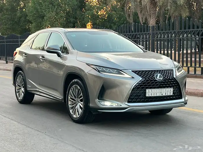 لكزس RX 450h موديل 2021 ( بحالة الوكالة ) 19