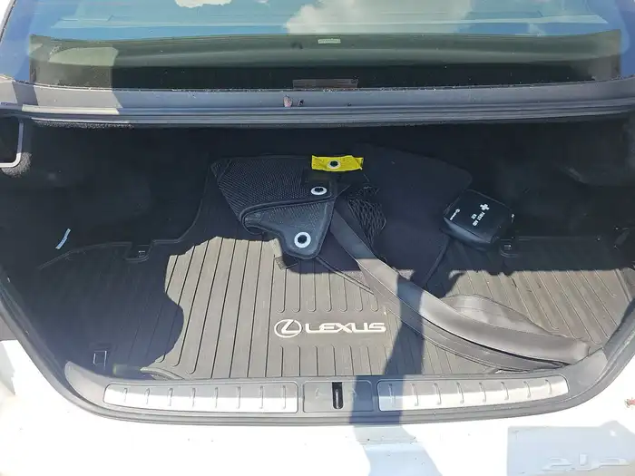 2021 لكزس LS 500 11