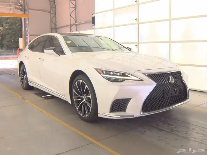 2021 لكزس LS 500 2
