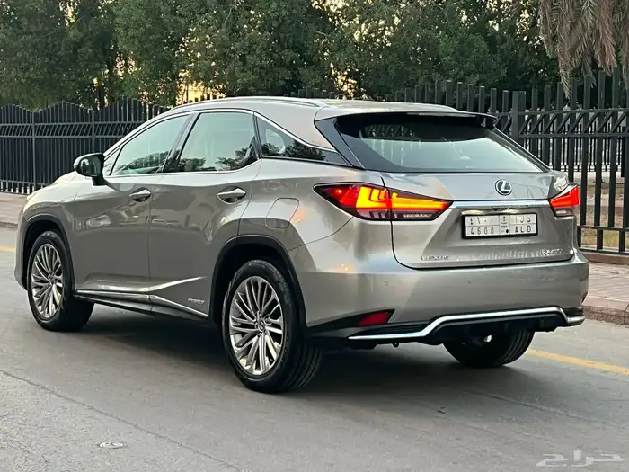 لكزس RX 450h موديل 2021 ( بحالة الوكالة ) 11