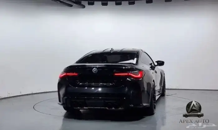 BMW M4 Convertible 3