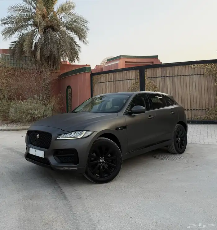 جاكور F Pace 2017 فل كامل نظيف جدا 2