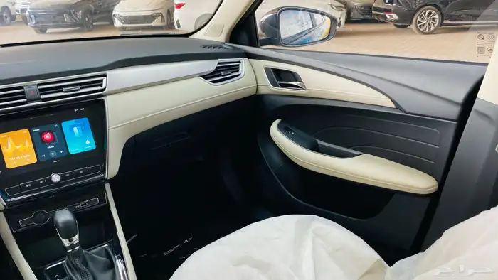 ام جي 5 ستاندر 2025 33