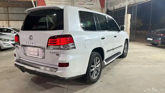 جيب لكزس 2011 LX570 3