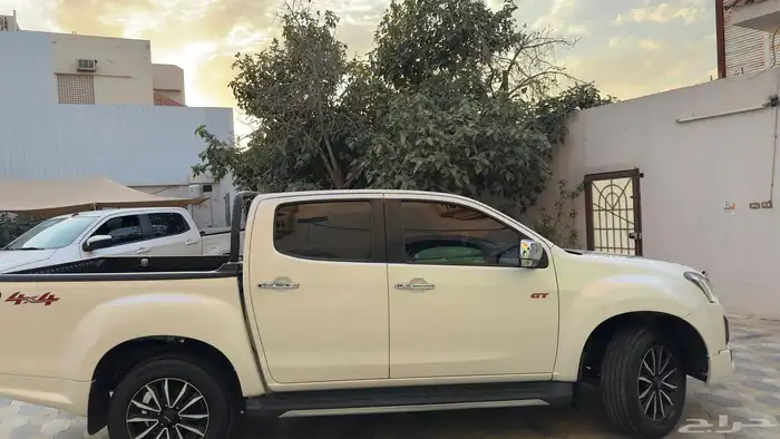 ايسوزو ديماكس GT 2021 ( النضييف يسووق لنفسه ) 5