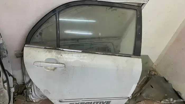 للبيع قطع من السيارة كورولا 2007 من 20 14