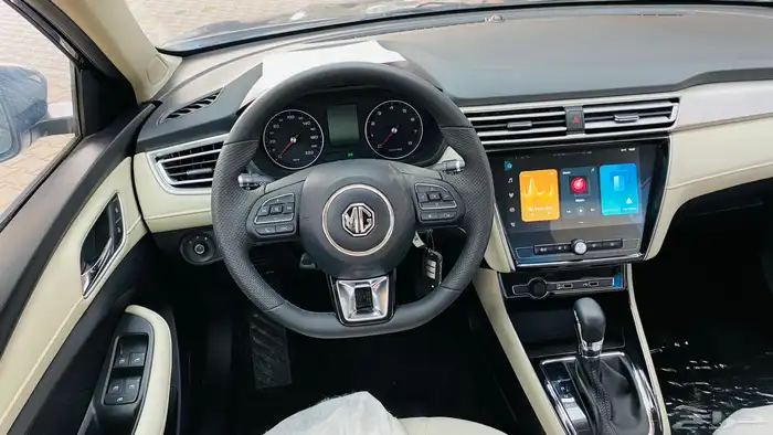 ام جي 5 2025 ستاندر 21