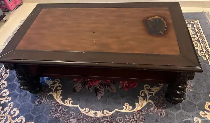 طاولة للبيع 2