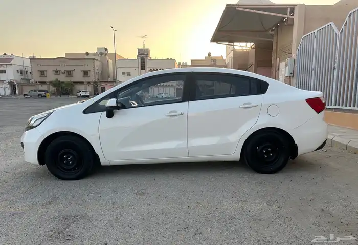 للبيع كيا ريو 2