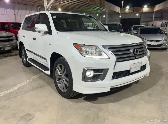 جيب لكزس 2011 LX570 1