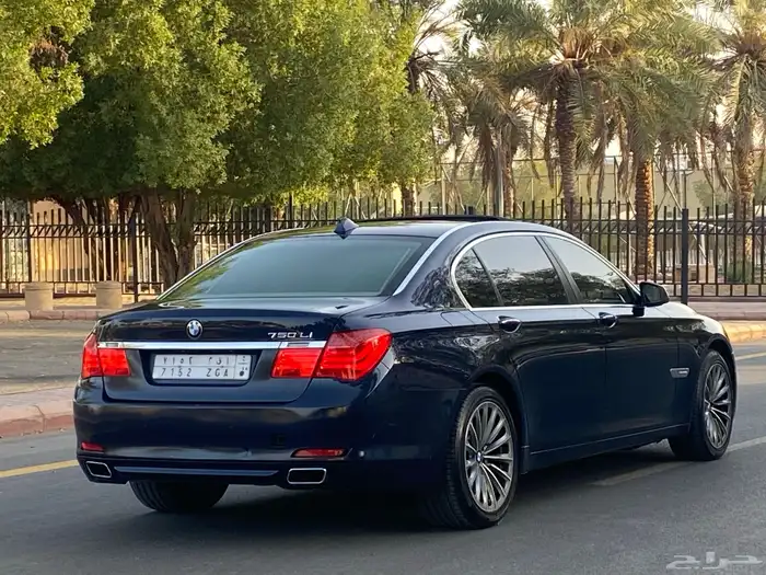 للبيع بي ام دبليو 740 فل كامل -2009 25