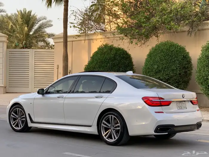 بي ام دبليو 2016 740Li فل كت M 18