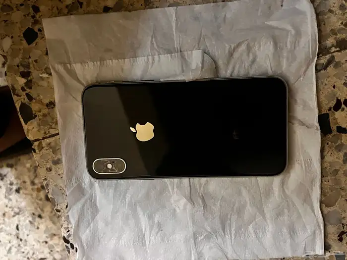 ايفون X 64gb 0