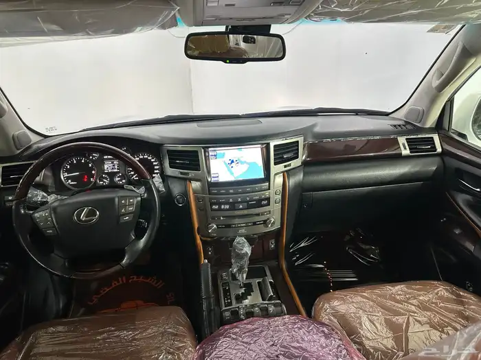 لكزس LX570 2013 فل سعودي 13