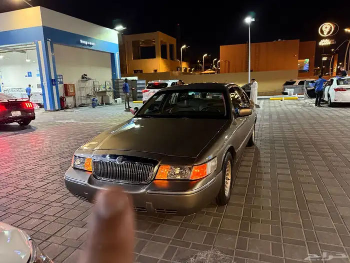 فورد قراند ماركيز 2002 فل كامل بحالة جيدة 1
