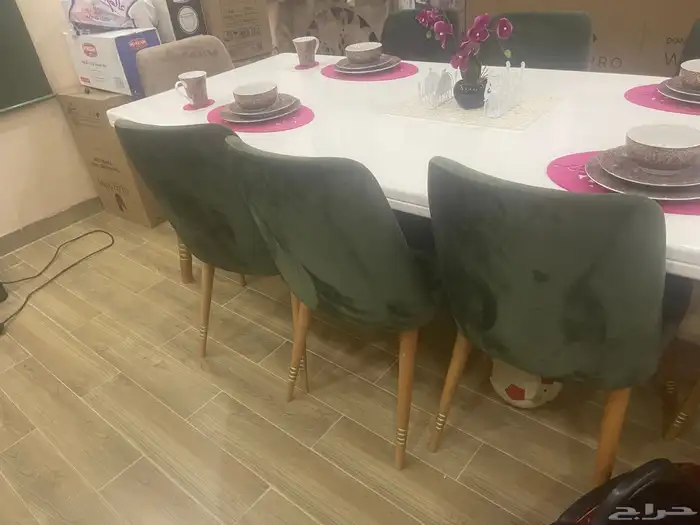 طاولة طعام جديده 1