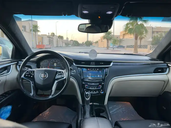 كاديلاك XT5 فل كامل بلاتينيوم تنفس طبيعي ستة سلندر 30