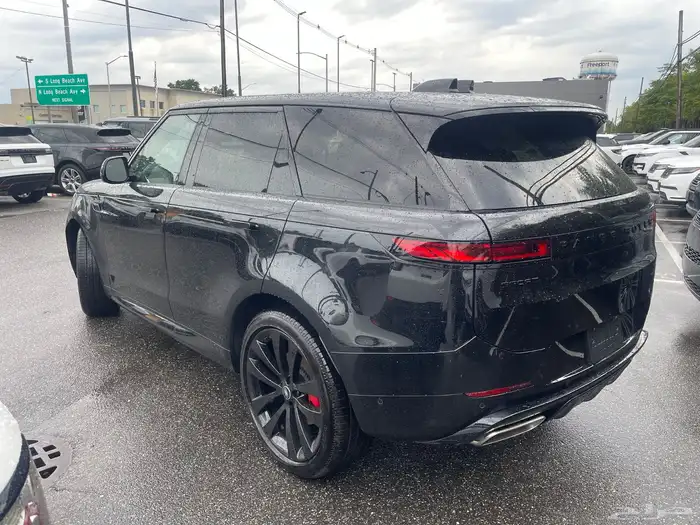 Range Rover Sport P400 Dynamic SE 2025 4