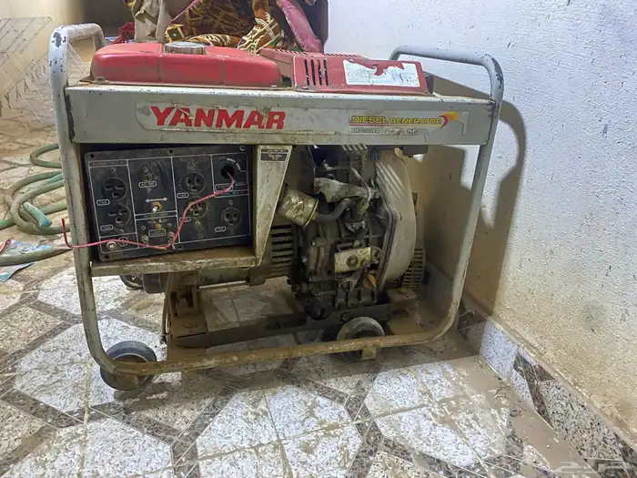 ماطور ينمار ديزل سلف (مفتاح) و هندل ياباني اصلي حجمه 5500 شغ 3