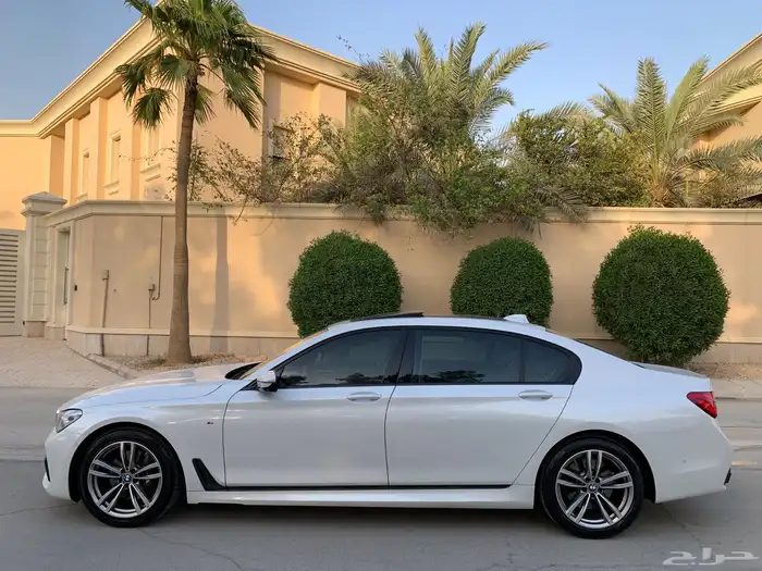 بي ام دبليو 2016 740Li فل كت M 17