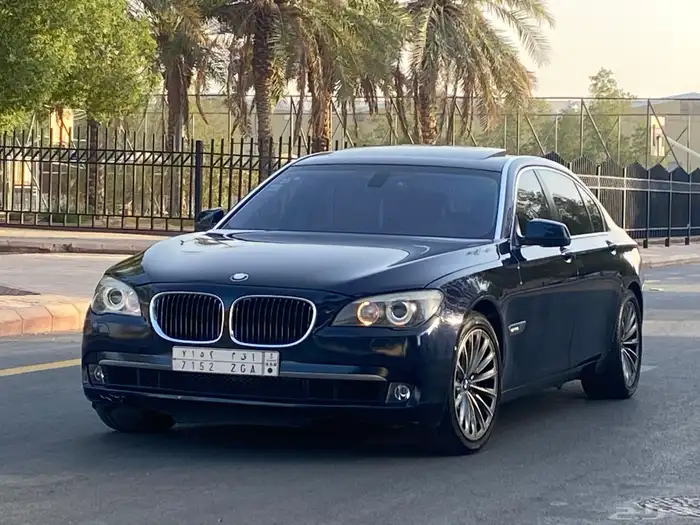 للبيع بي ام دبليو 740 فل كامل -2009 1