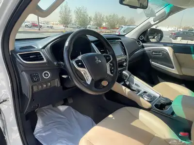 للبيع ميتسوبيشي مونتيرو 2023 ديزل فل كامل index