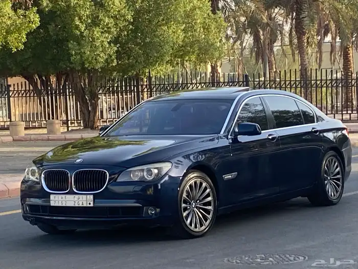 للبيع بي ام دبليو 740 فل كامل -2009 0
